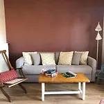 De Charme A 250m De La הולגאט