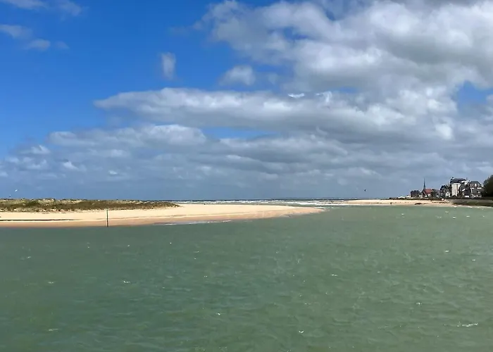 公寓 De Charme A 250m De La 乌尔加特