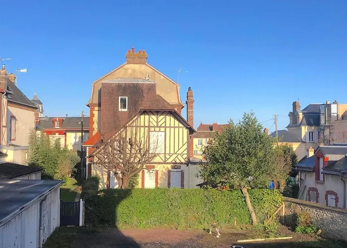 De Charme A 250m De La