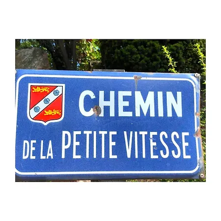 De Charme A 250m De La *